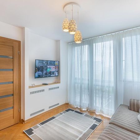 Apartment Strict Warsaw Center - Metro,Free Parking Екстер'єр фото